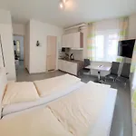 Haus Zum Schlosspark Ξενοδοχείο 3*