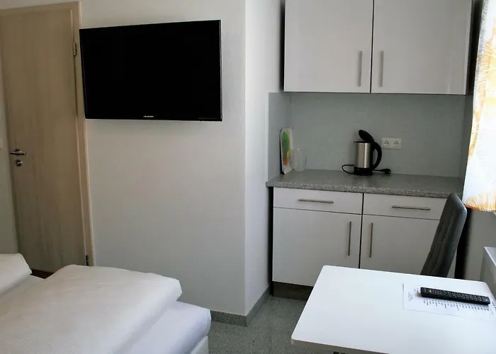 Haus Zum Schlosspark ホテル 3*