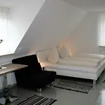 Hotel Haus Zum Schlosspark Veitshöchheim