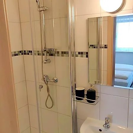 Haus Zum Schlosspark Szálloda 3*
