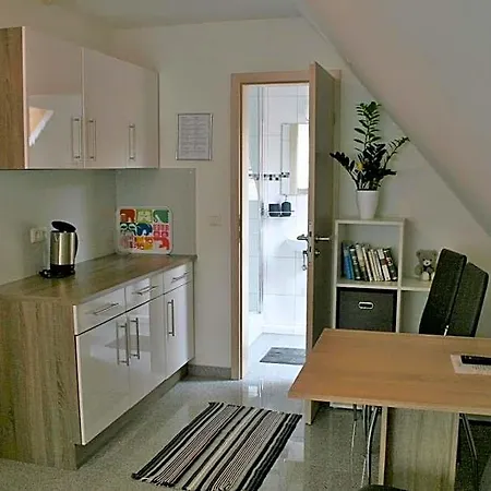 Haus Zum Schlosspark Hotel 3*