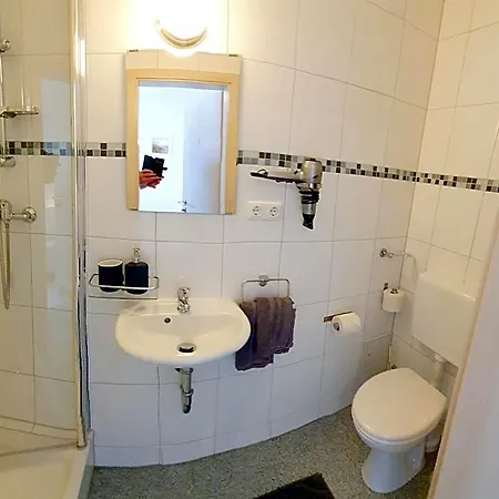 Haus Zum Schlosspark 3*