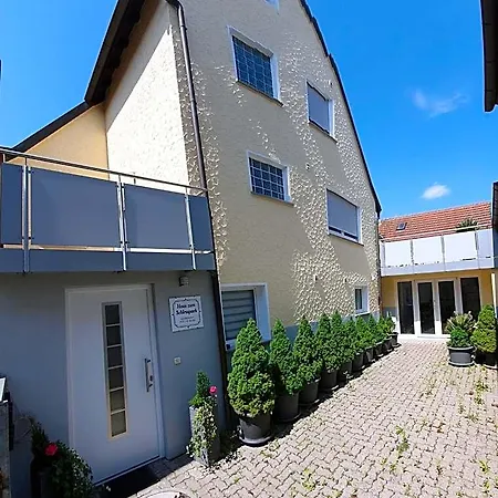 Hotel Haus Zum Schlosspark 3*