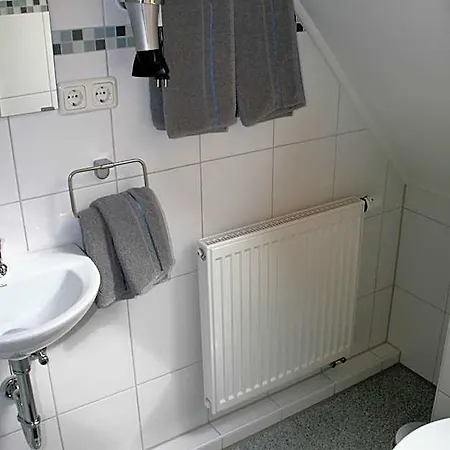 Haus Zum Schlosspark Hotel 3*