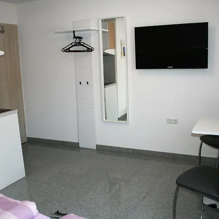 Hotel Haus Zum Schlosspark Veitshöchheim